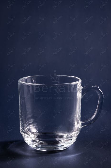 ماگ بلور شفاف مدل LXZB54 با طراحی مینیمال و دسته ارگونومیک، دارای ابعاد استاندارد بر روی پس‌زمینه تیره.