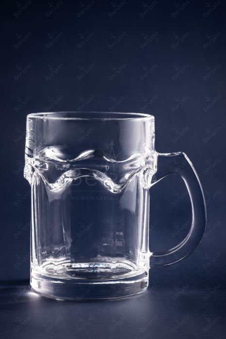 ماگ بلور شفاف مدل LXZB59 با طراحی نوار موج‌دار و نمایش ابعاد فنی.