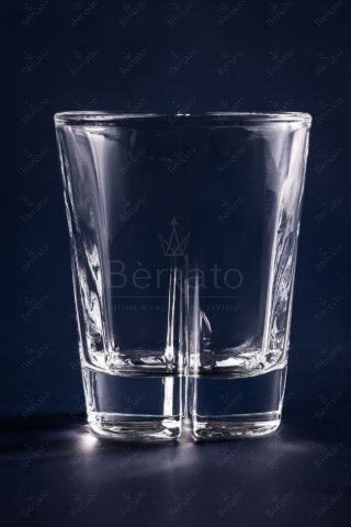 نیم‌لیوان بلور با پایه چهار‌تکه و بدنه شفاف مدل LXY4015