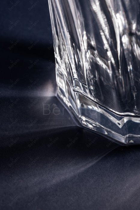 ست نیم لیوان شیشه‌ای با طراحی بدنه پیچ‌دار و ابعاد استاندارد کد LXY4308.