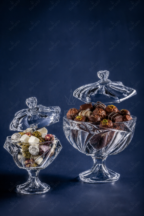 شکلات خوری و قندان پایه دار ماکائو (سرویس)
