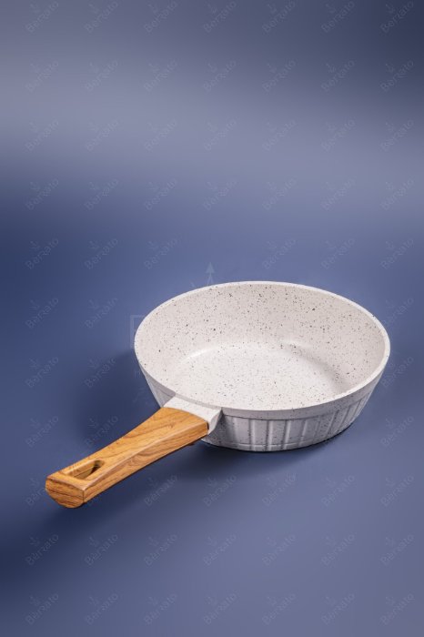 سرویس قابلمه چدن ۲۳ پارچه برند پرستیژ رنگ کرم